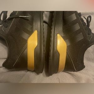 Adidas Gold and Black Size 6Y